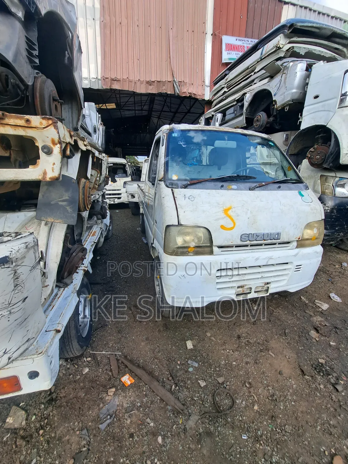 Suzuki Carry Pick-Up Truck
