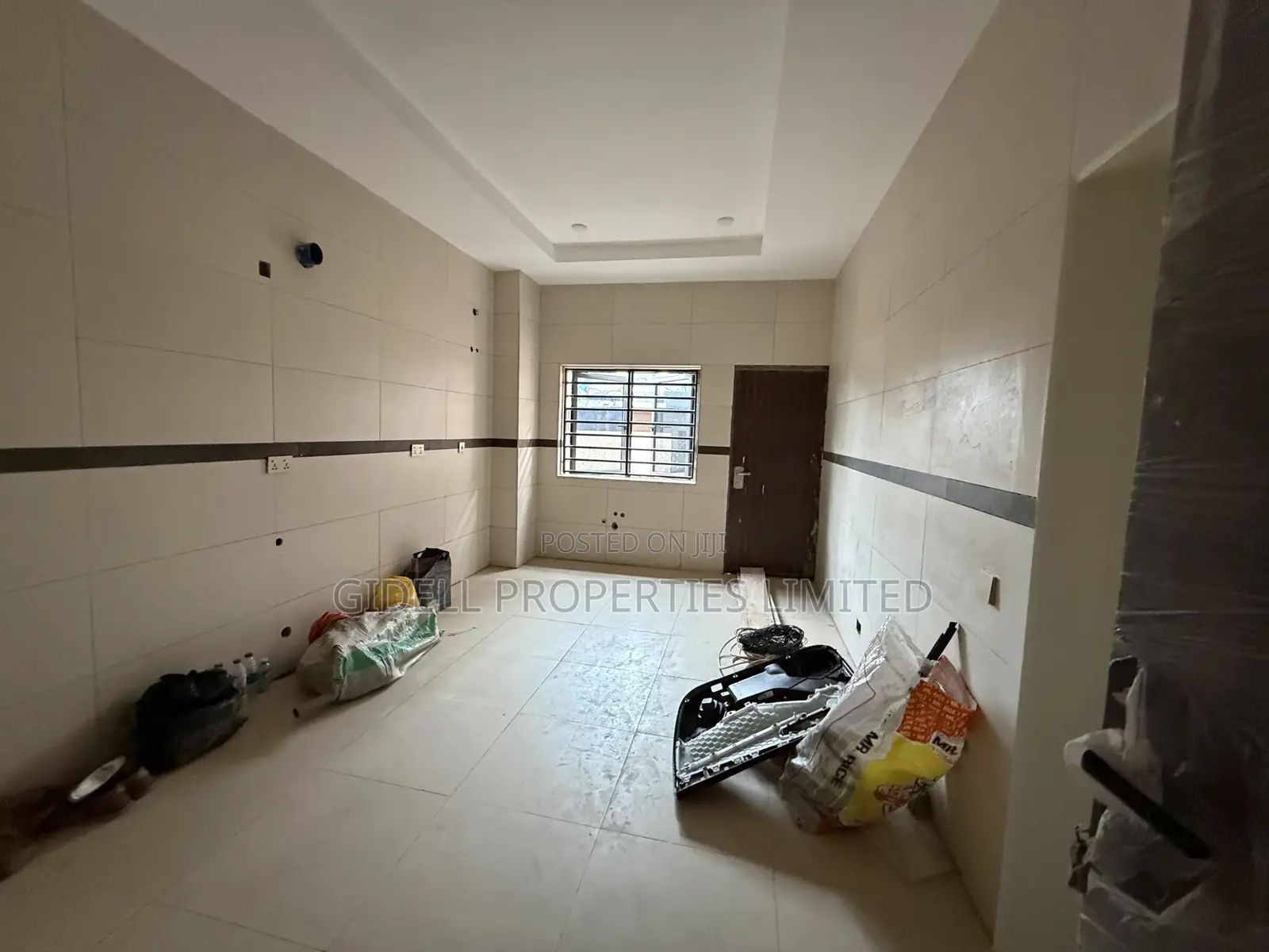 4bdrm Townhouse/Terrace in Wuye for sale
