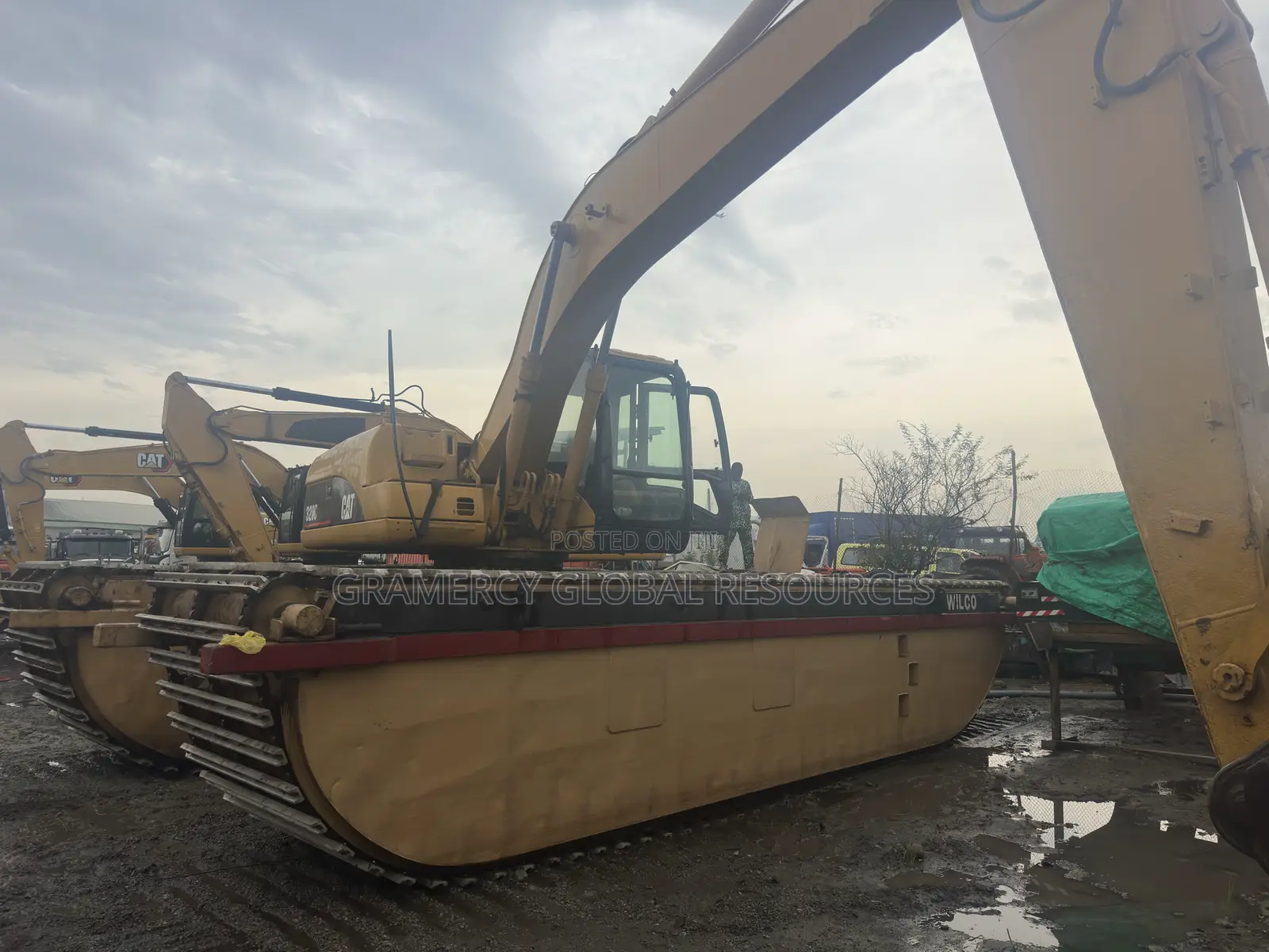 Foreign Used Swamp Buggy Cat 320 C Step 1/ Wilco Track Step 2