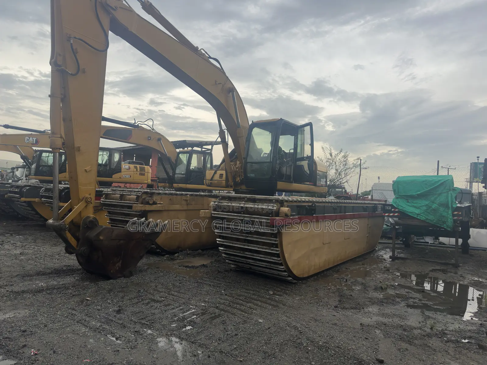 Foreign Used Swamp Buggy Cat 320 C Step 1/ Wilco Track Step 2