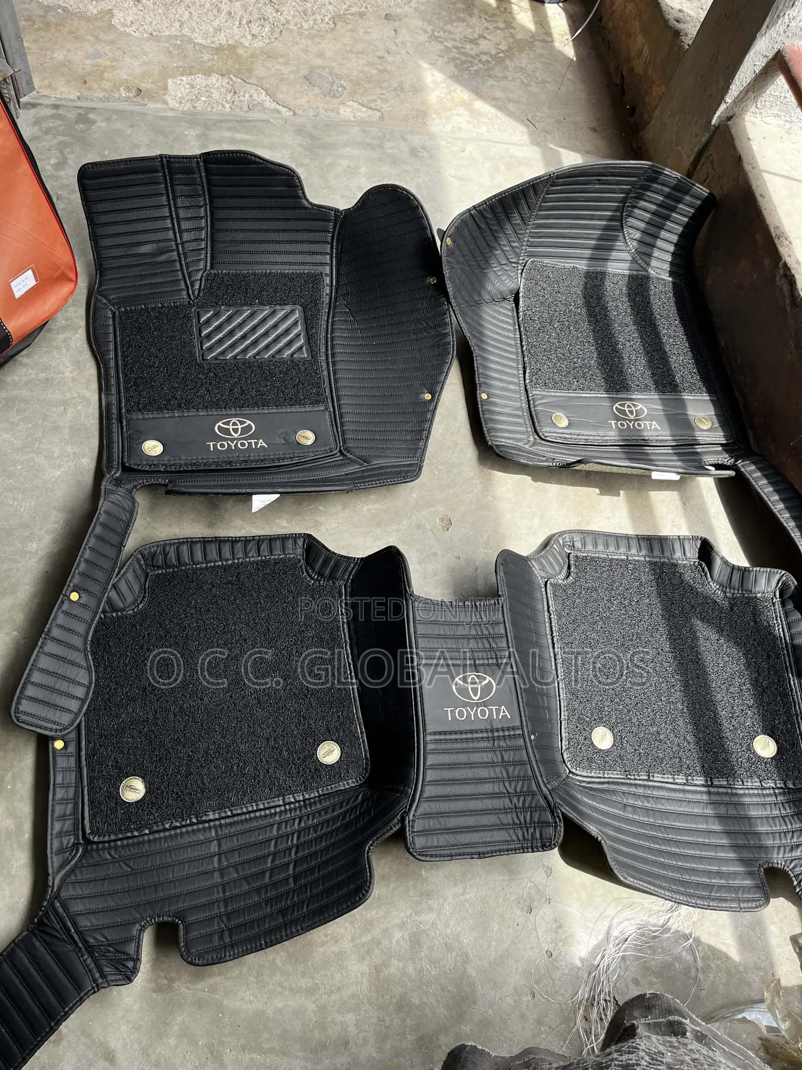 Original Seat Covers and Foot Matt for Toyota Venza 2010 to 2014 Model