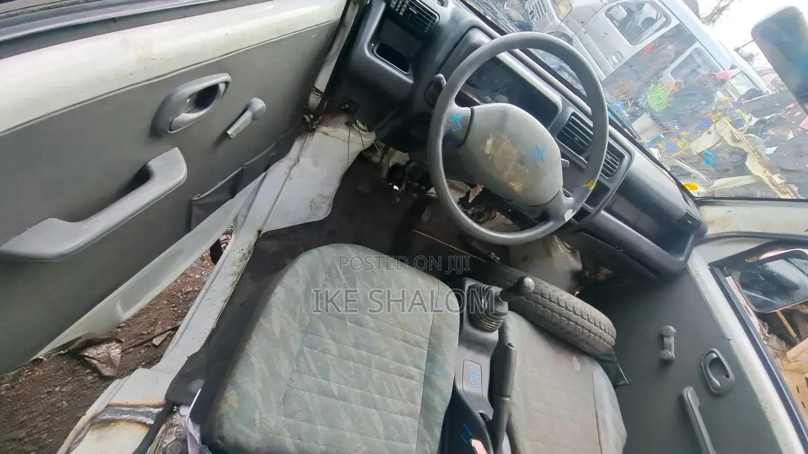 Suzuki Carry Pick-Up Truck
