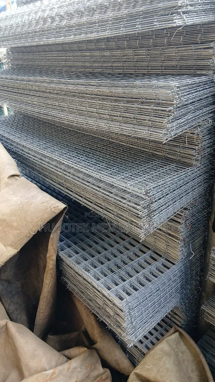 2x1 Galvanize Mesh Wire 4ft by 12 Ft