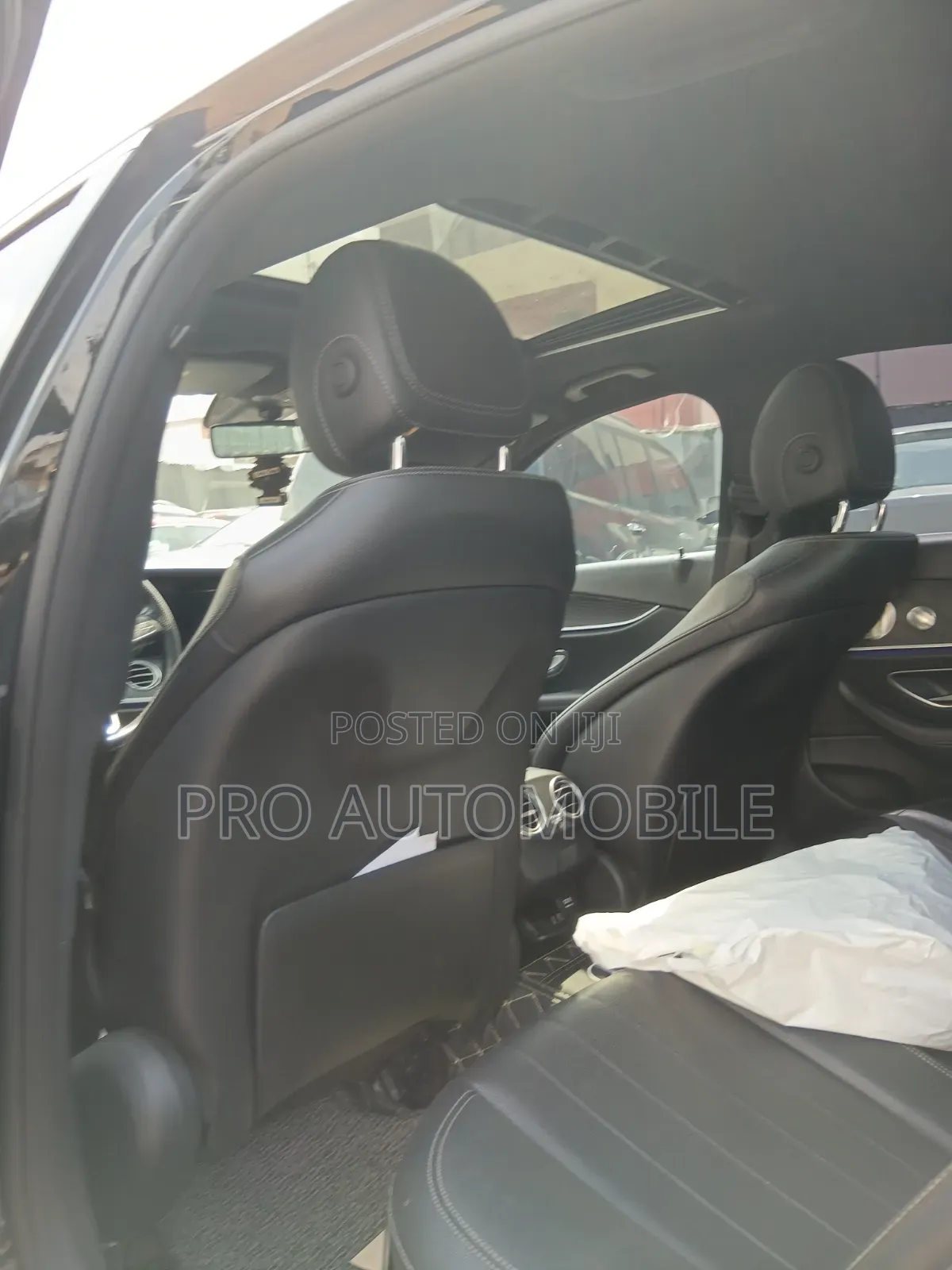 Mercedes-Benz E300 2018 Black