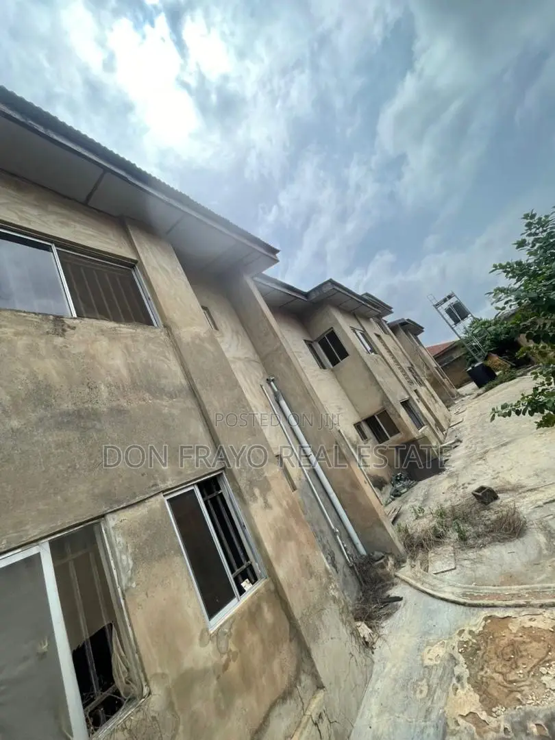 3bdrm Apartment in Akala Express for sale