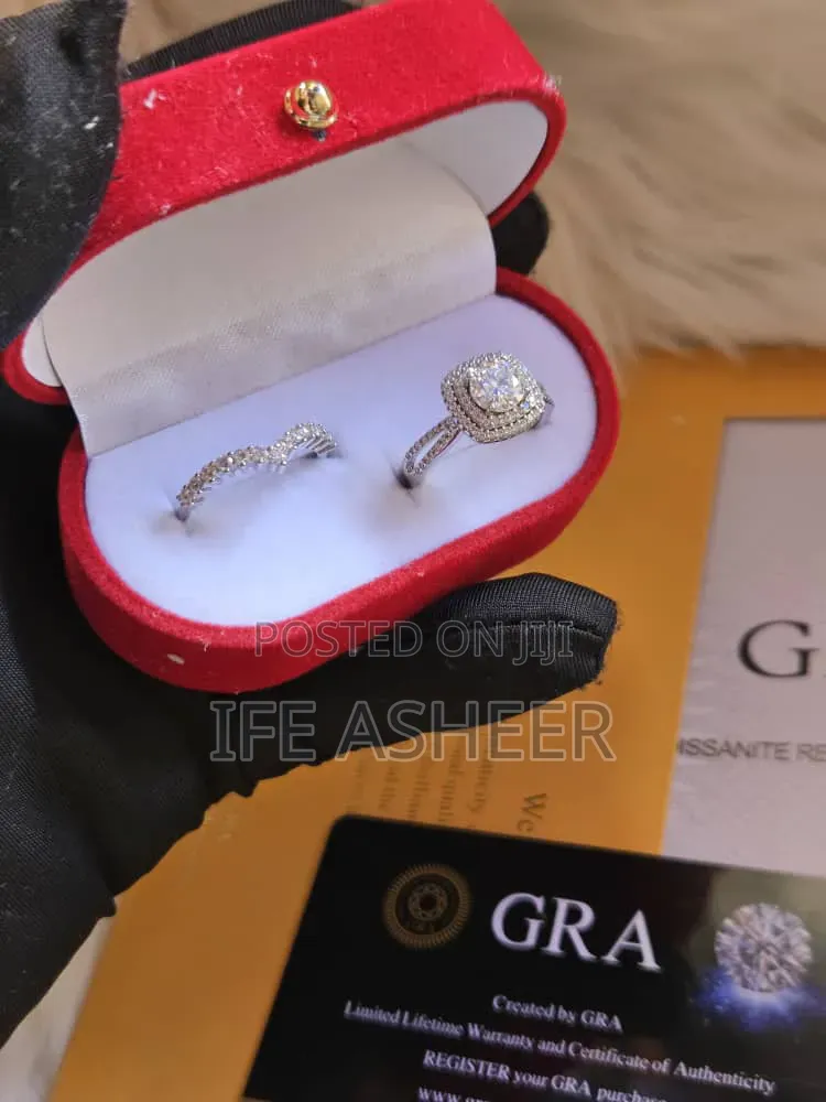 Female Mossanite Diamond Silver Engagement Wedding Ring 007 - Silver