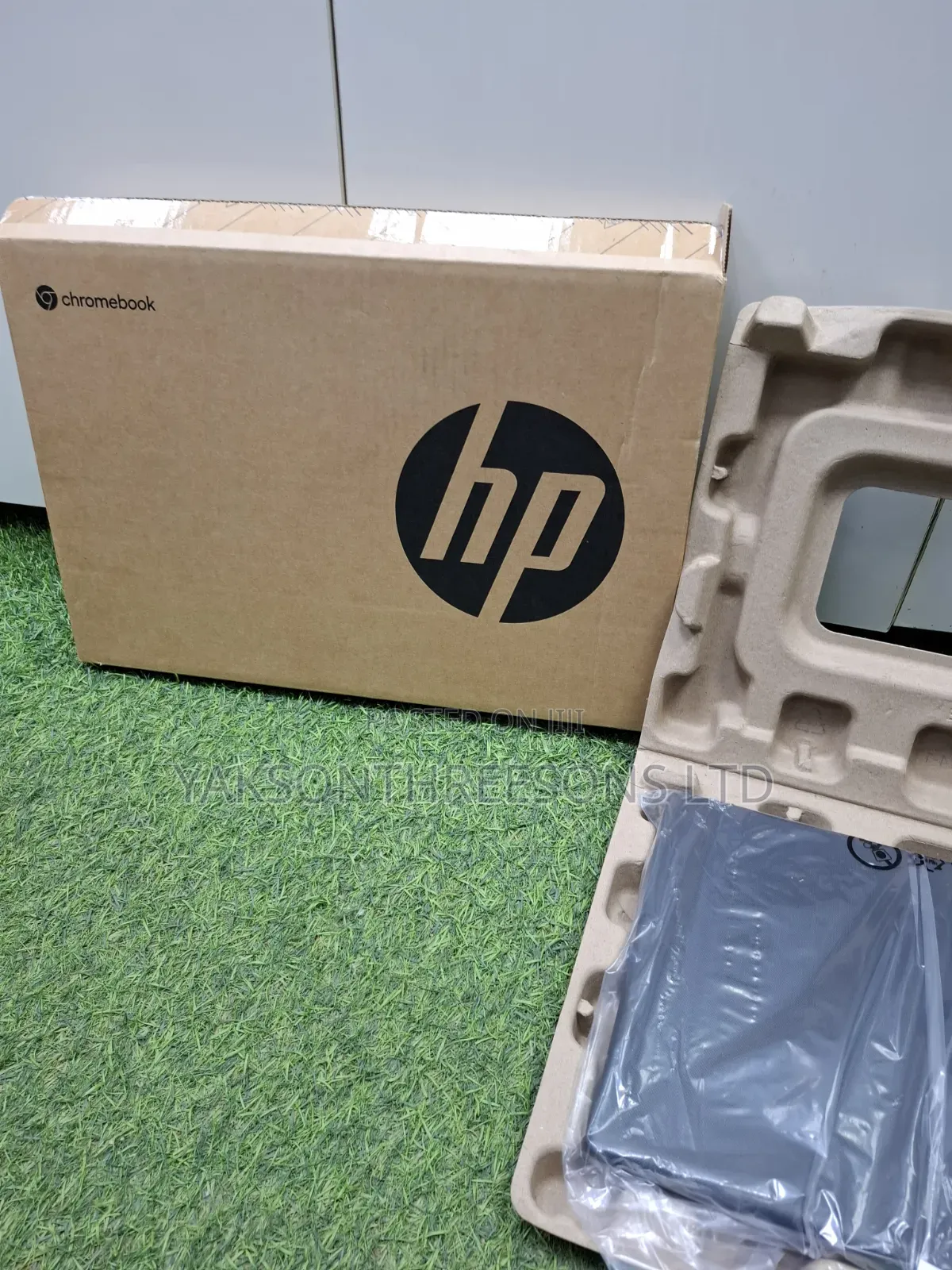 New Laptop HP 14S 4GB Intel Core i3 SSD 128GB