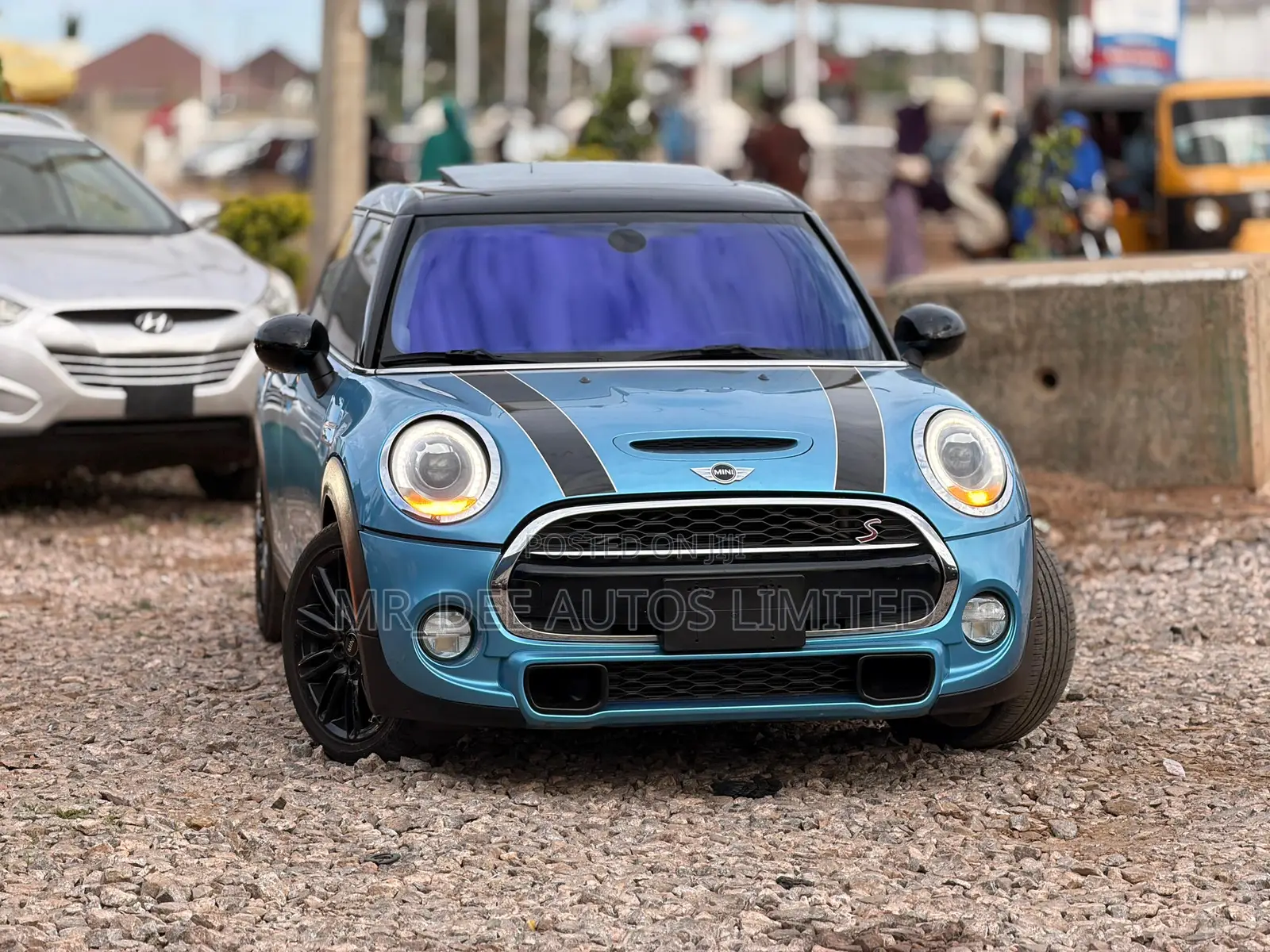 Mini Cooper 2016 Blue