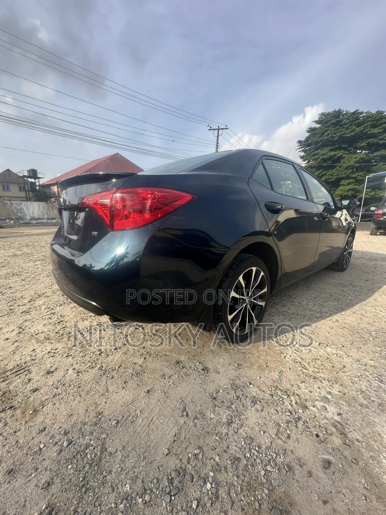 Toyota Corolla SE Special Edition 4dr Sedan (1.8L 4cyl CVT) 2017 Black