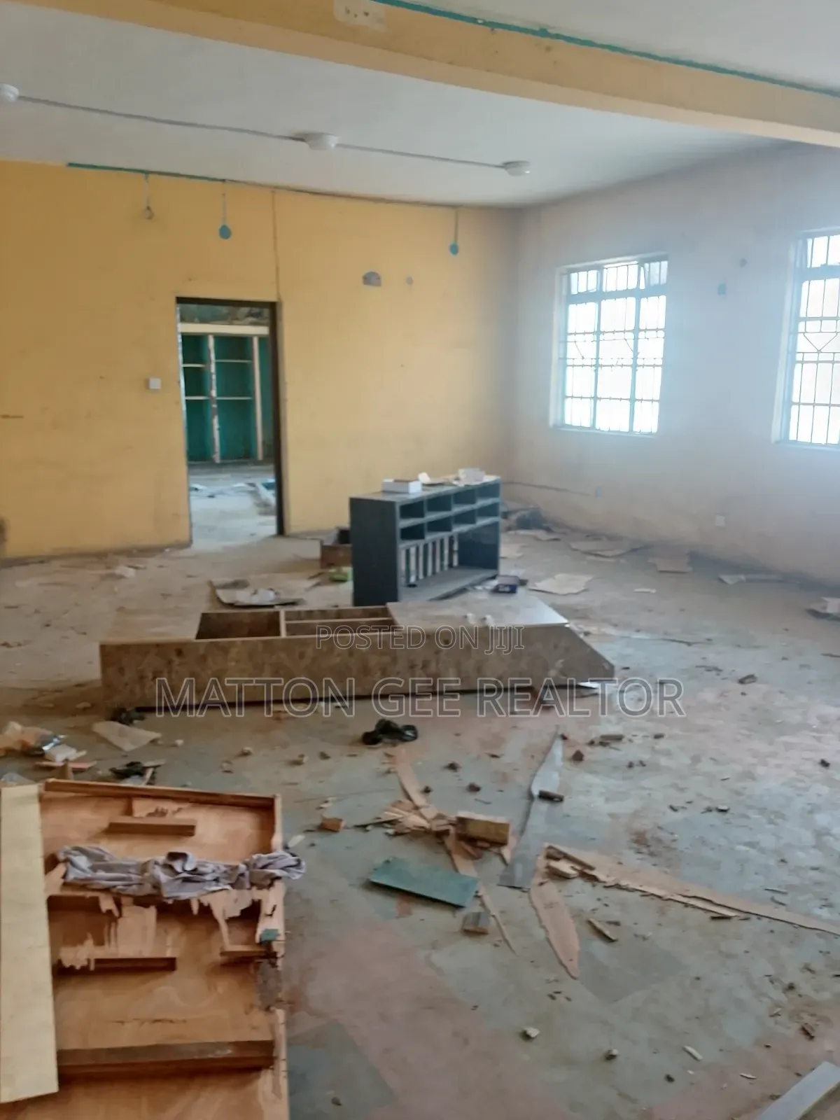 Spacious 2 Bedroom Office