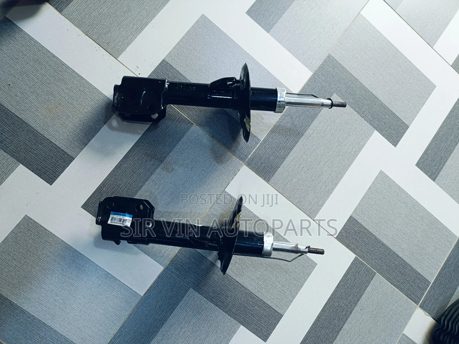 Front Shock Absorber for Toyota Yaris 2005