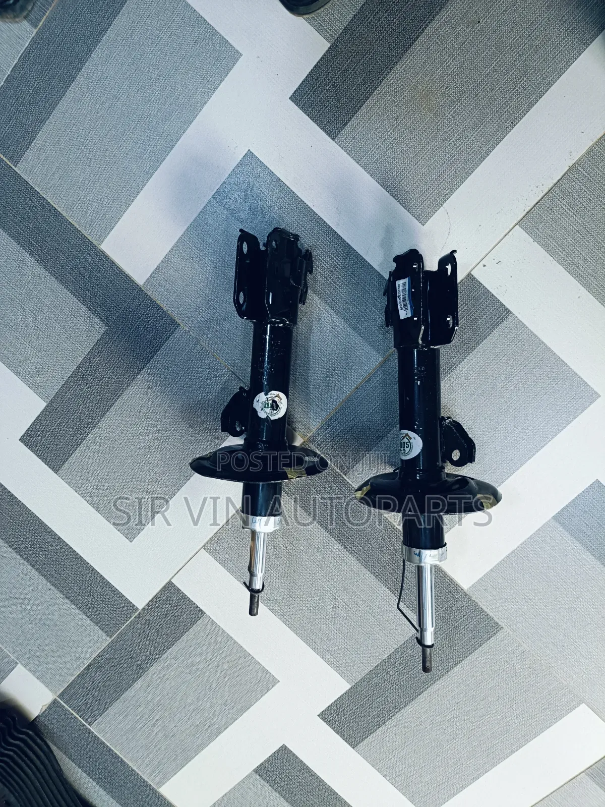Front Shock Absorber for Toyota Yaris 2005