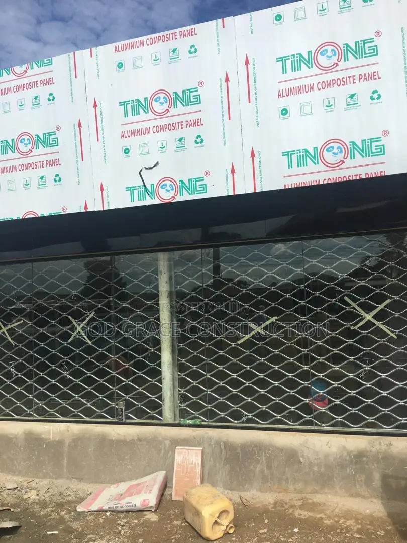 Grill Pipe Roller Shutters Door