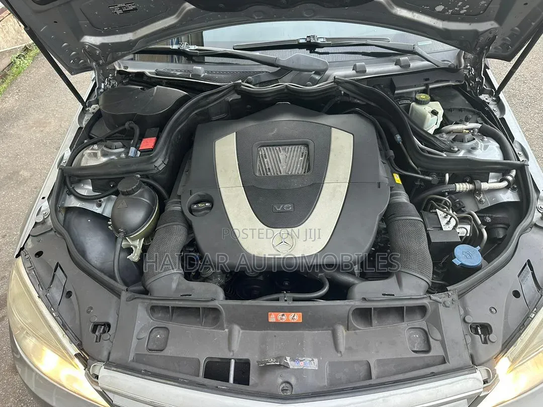 Mercedes-Benz C300 Sport 4Matic Sedan AWD (3.0L 6cyl 7A) 2010 Silver