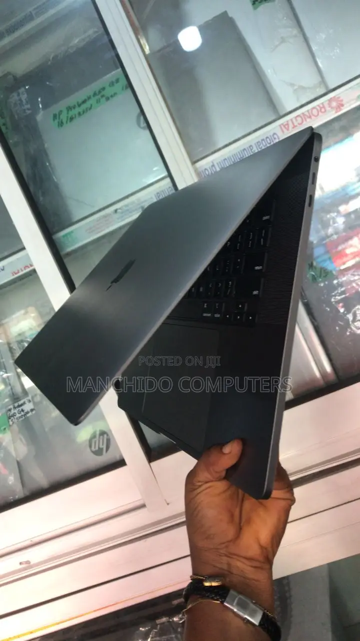 Laptop Apple MacBook Pro 2019 64GB Intel Core i9 SSD 2T
