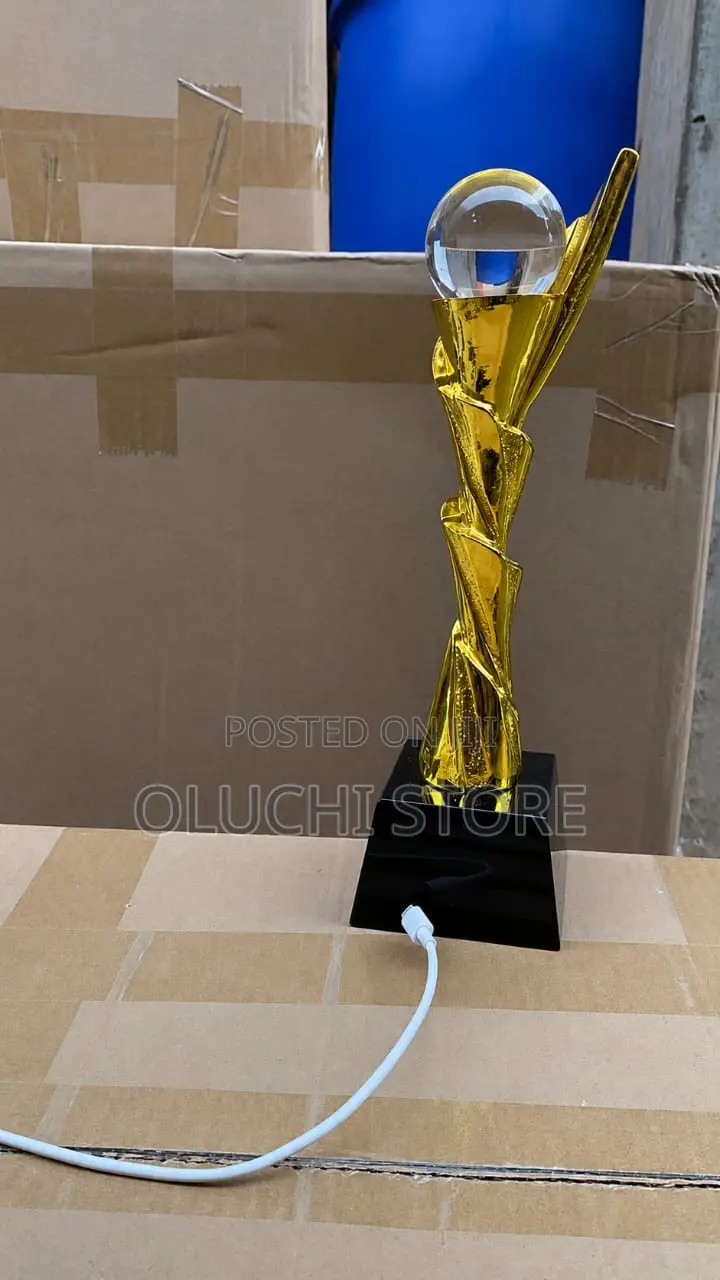 Golden Plaquez110