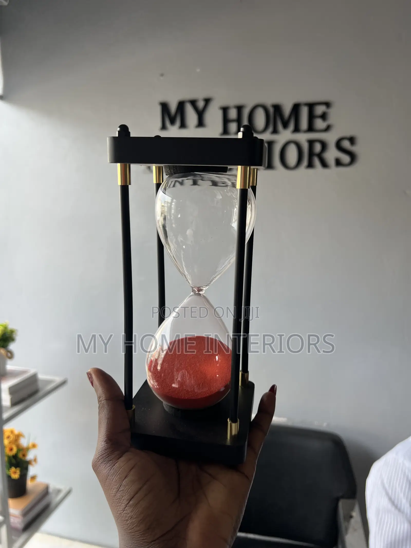 Hourglass Decor