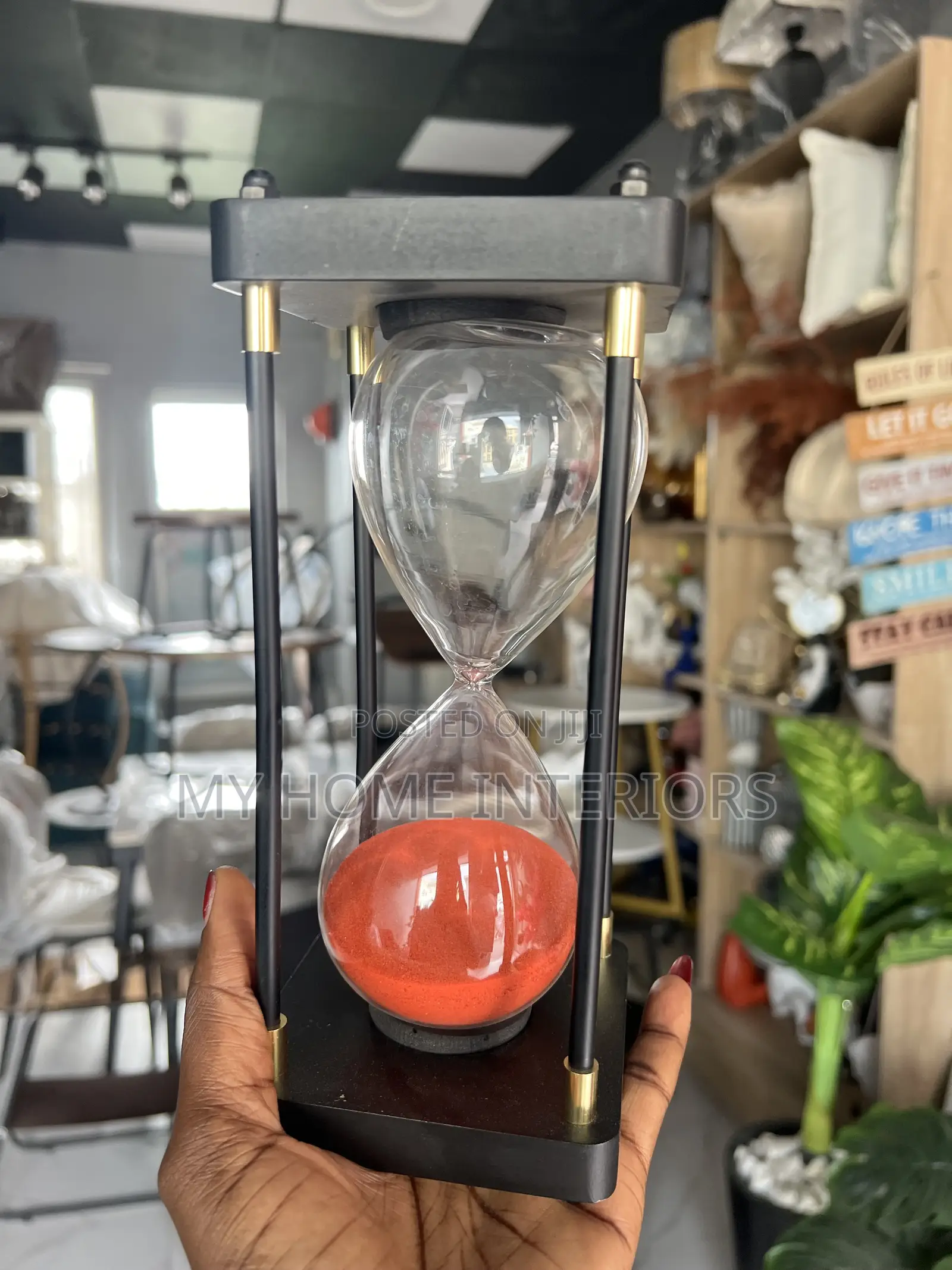 Hourglass Decor
