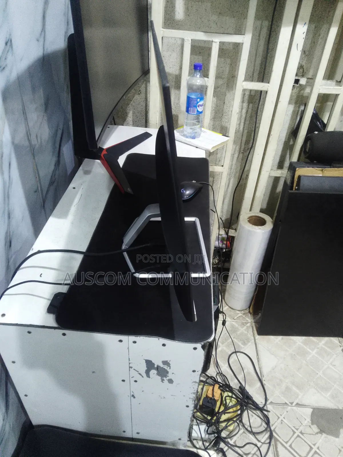 Hp Ultra Slime 27 Framless FHD 1920x1080 Ips 60hz 16:9 Ratio