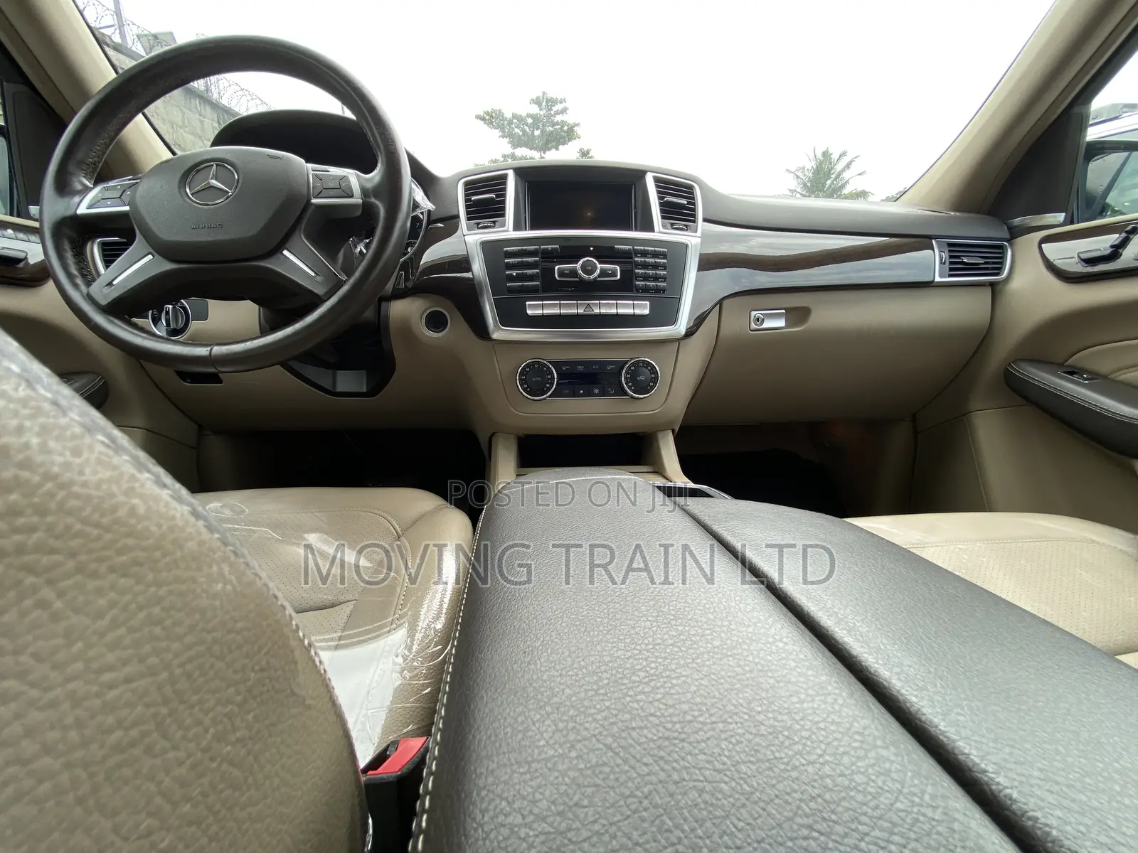 Mercedes-Benz M Class ML350 4MATIC 4dr SUV AWD (3.5L 6cyl 7A) 2015