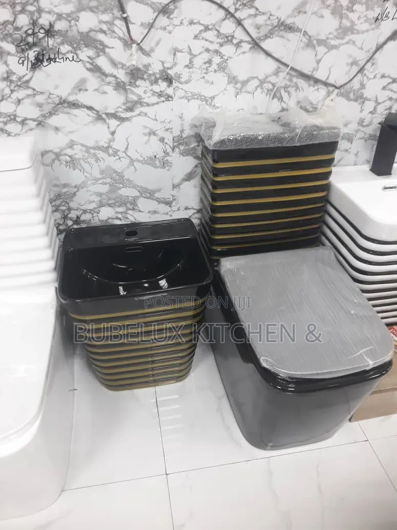 Black Gold Striped Toilet Seat Hand Wash Basin Combo