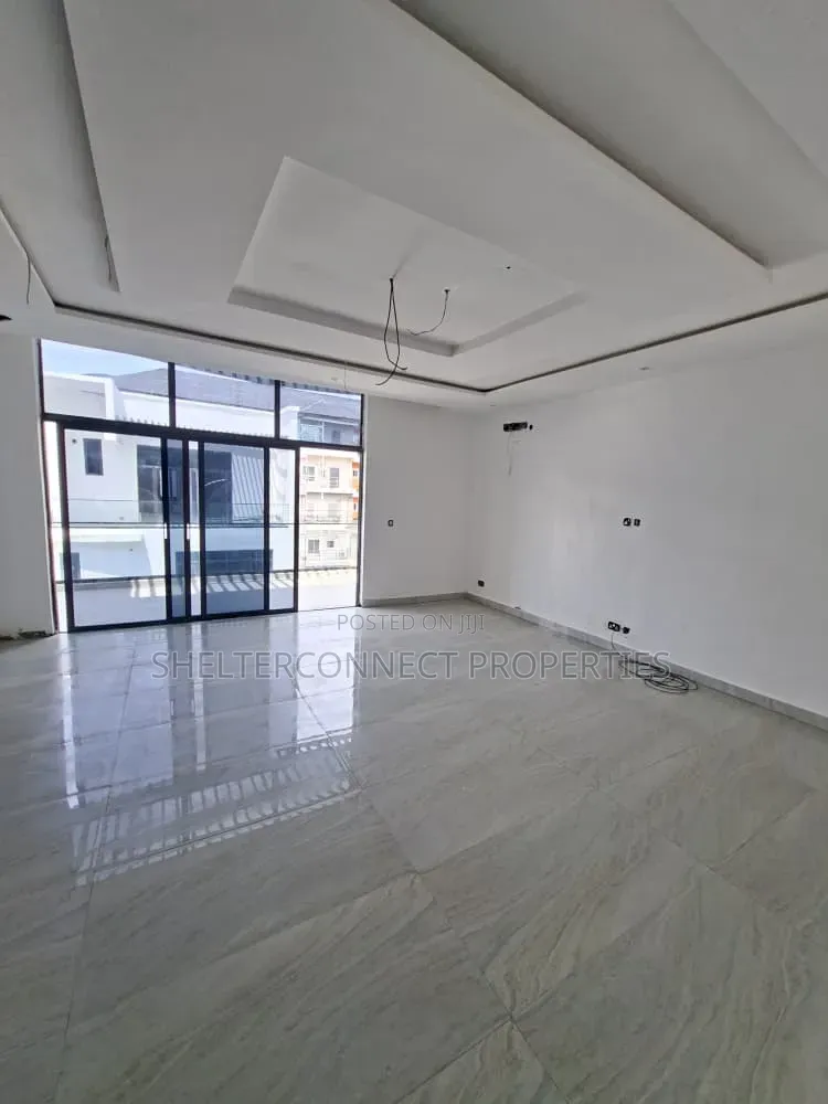 2bdrm Penthouse in Ikate for sale