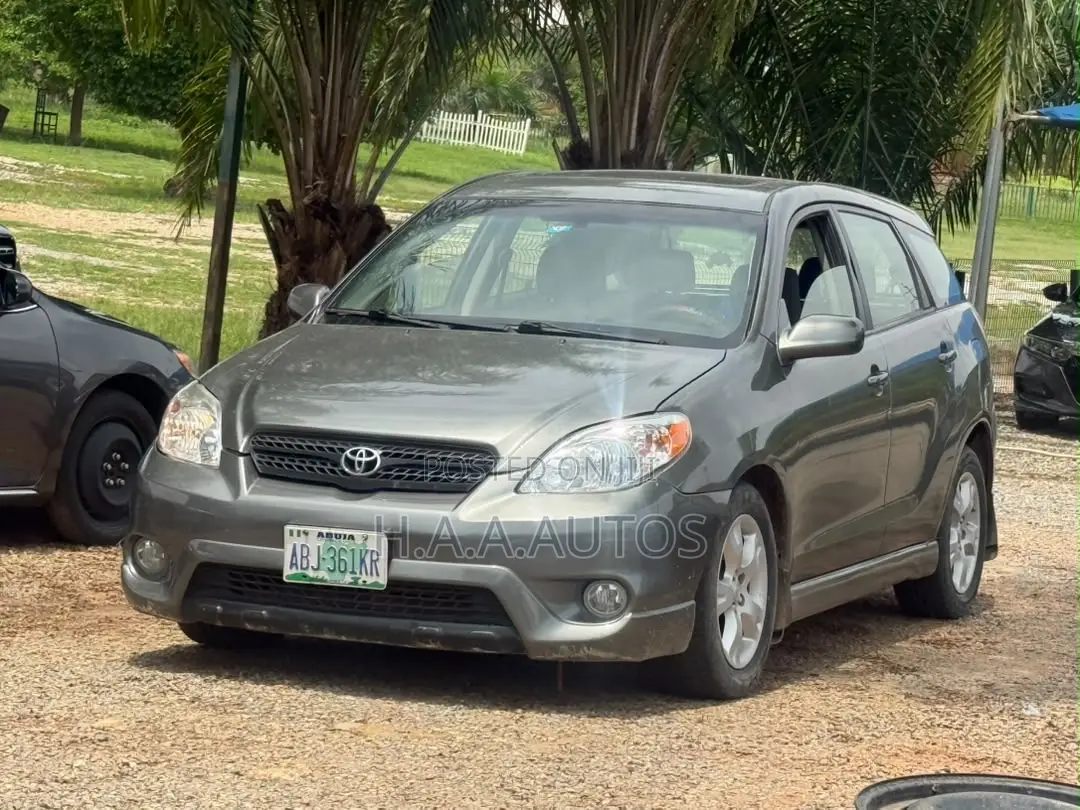 Toyota Matrix 2007 Gray