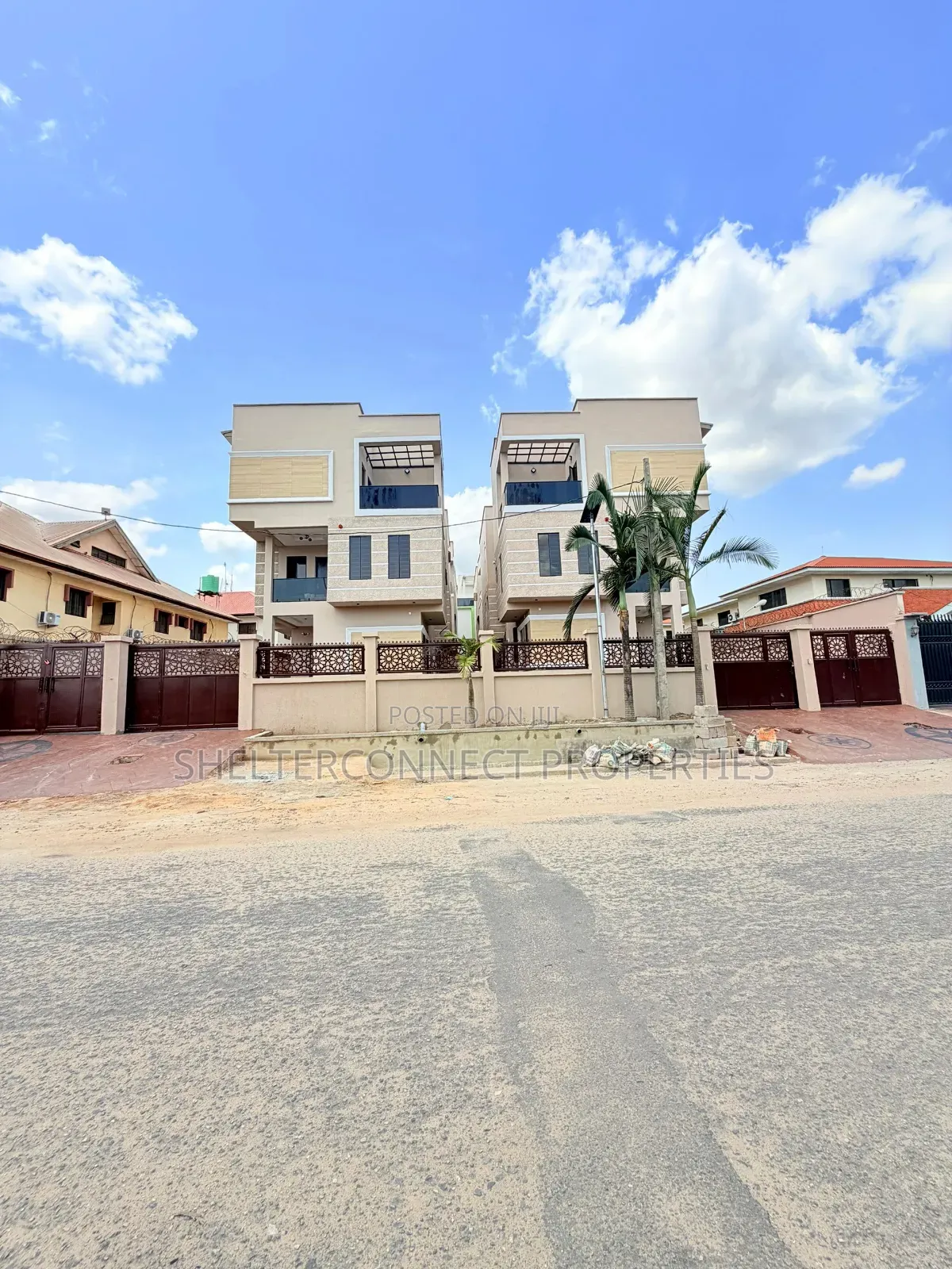 5bdrm Duplex in Omole Phase 1 for sale
