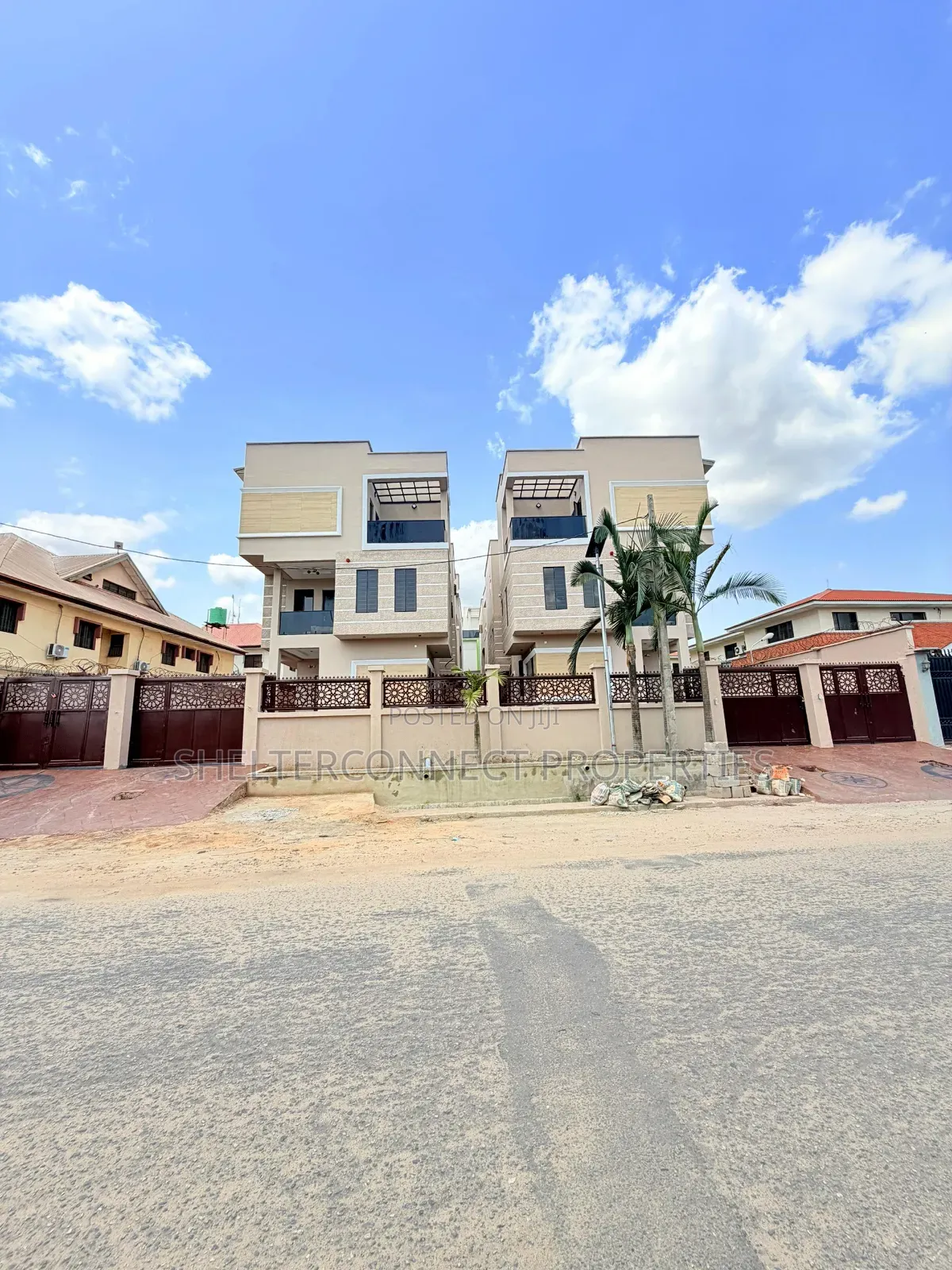 5bdrm Duplex in Omole Phase 1 for sale