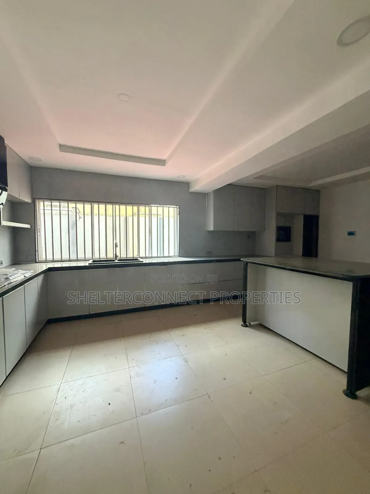 5bdrm Duplex in LSDPC Maryland Estate for sale