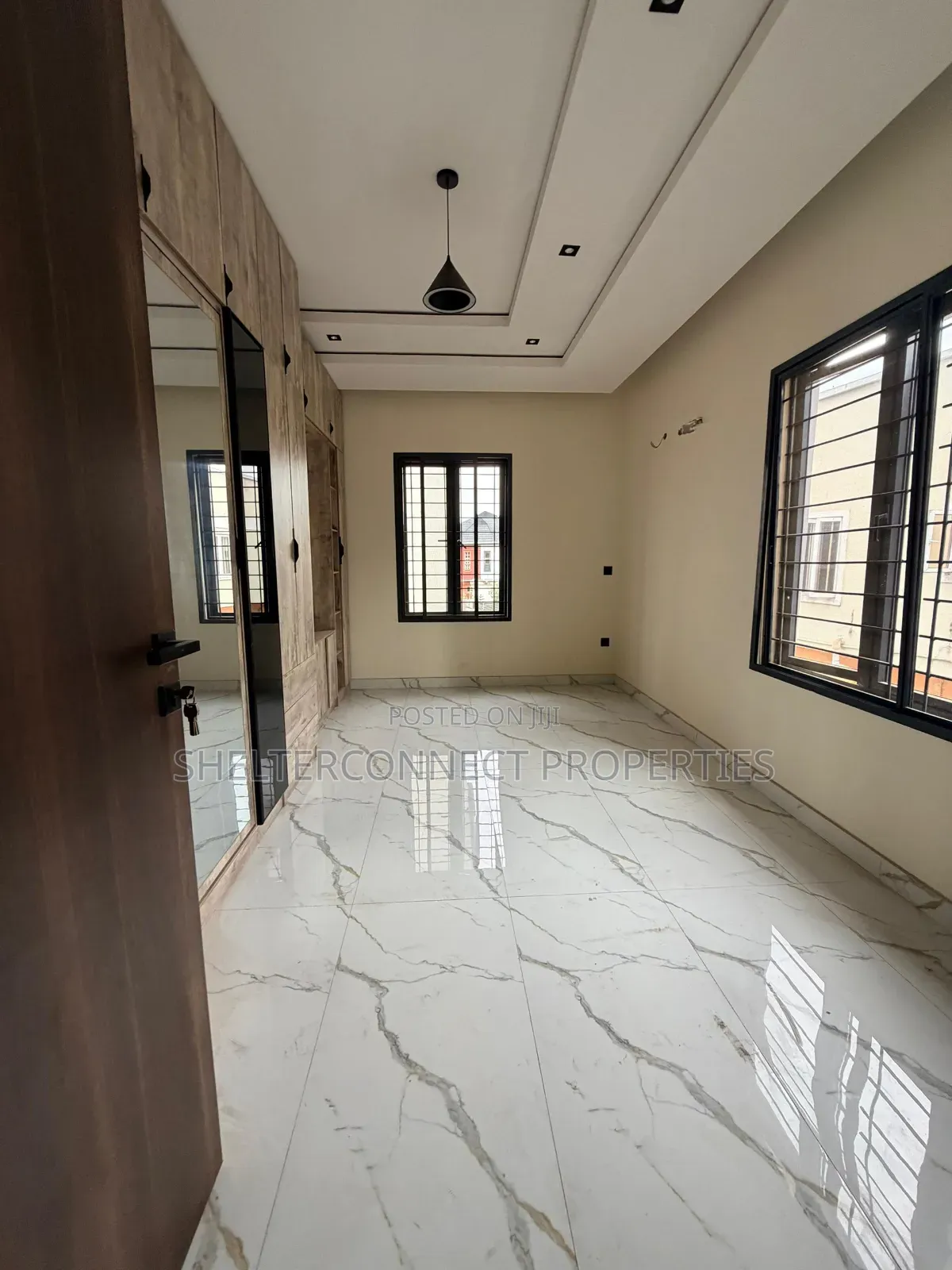 4bdrm Duplex in GRA Phase 1 for sale