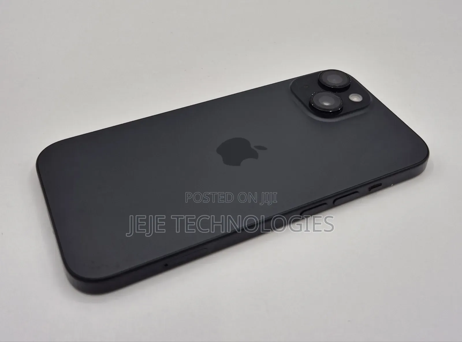 Apple iPhone 15 128 GB Red