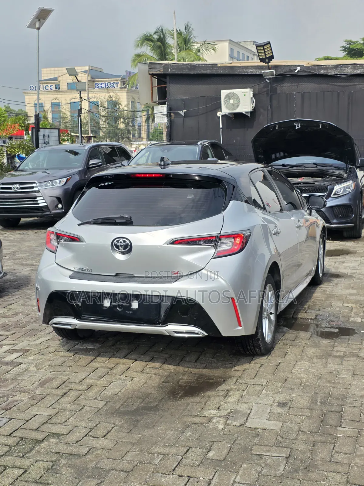Toyota Corolla SE 2022 Silver
