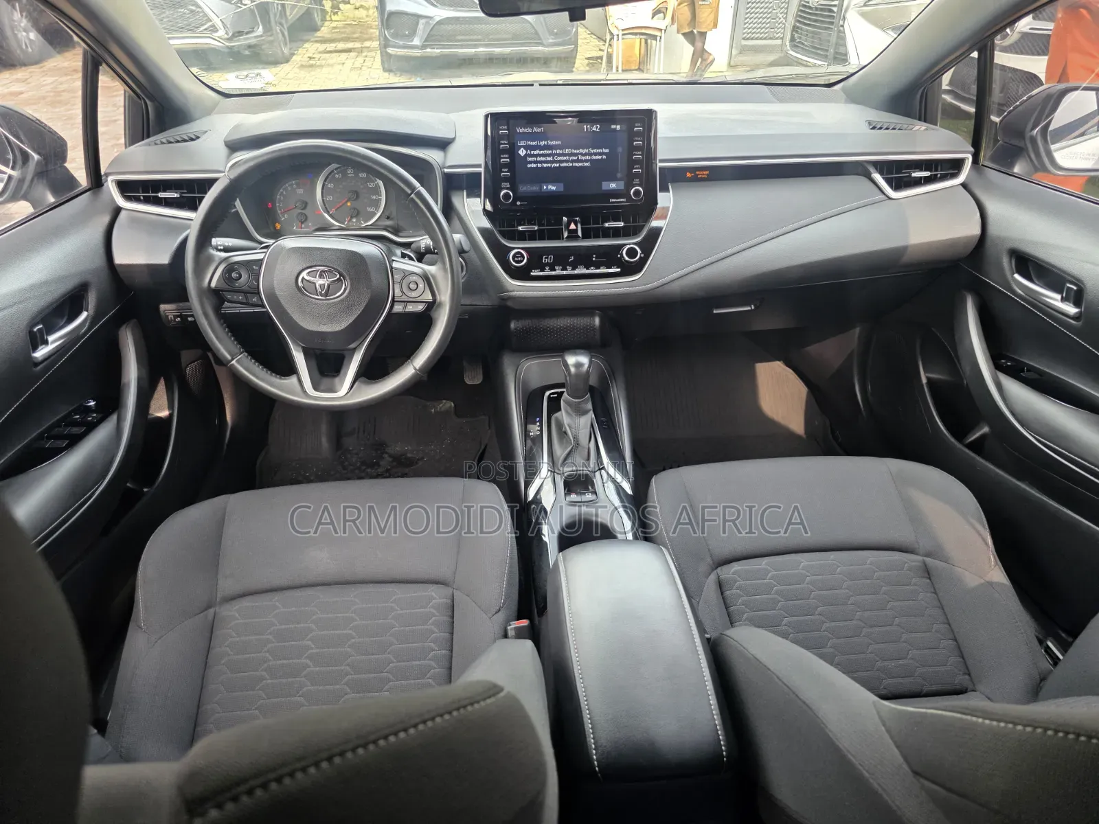 Toyota Corolla SE 2022 Silver