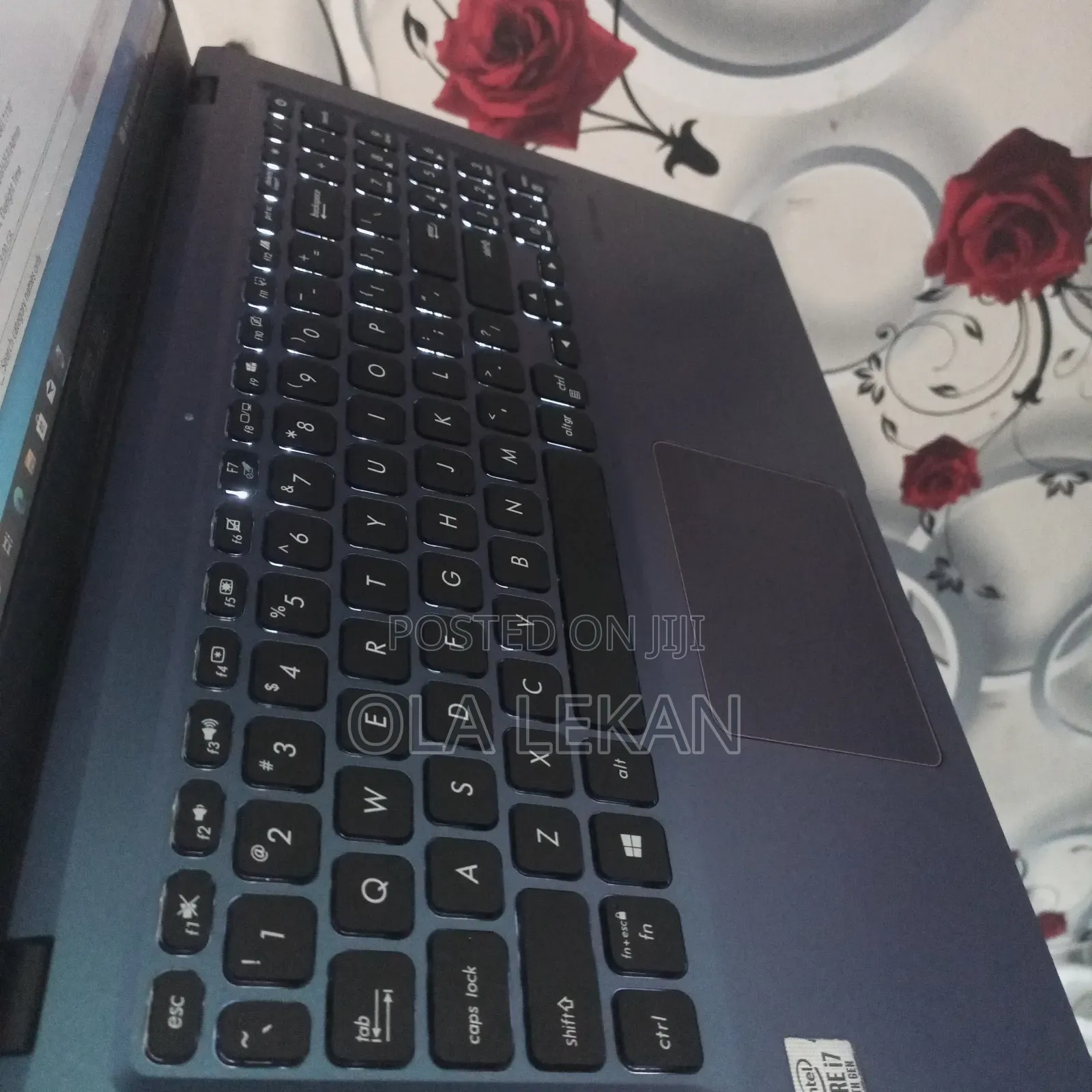 Laptop Asus VivoBook X540SA 8GB Intel Core i7 SSD 128GB