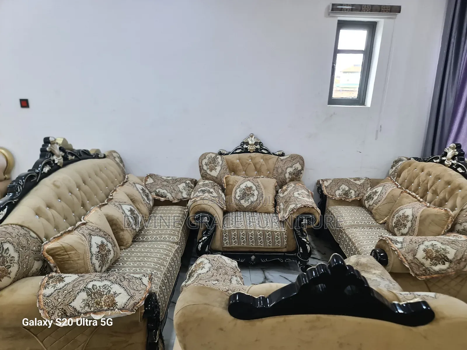 Royal Sofa Chairs