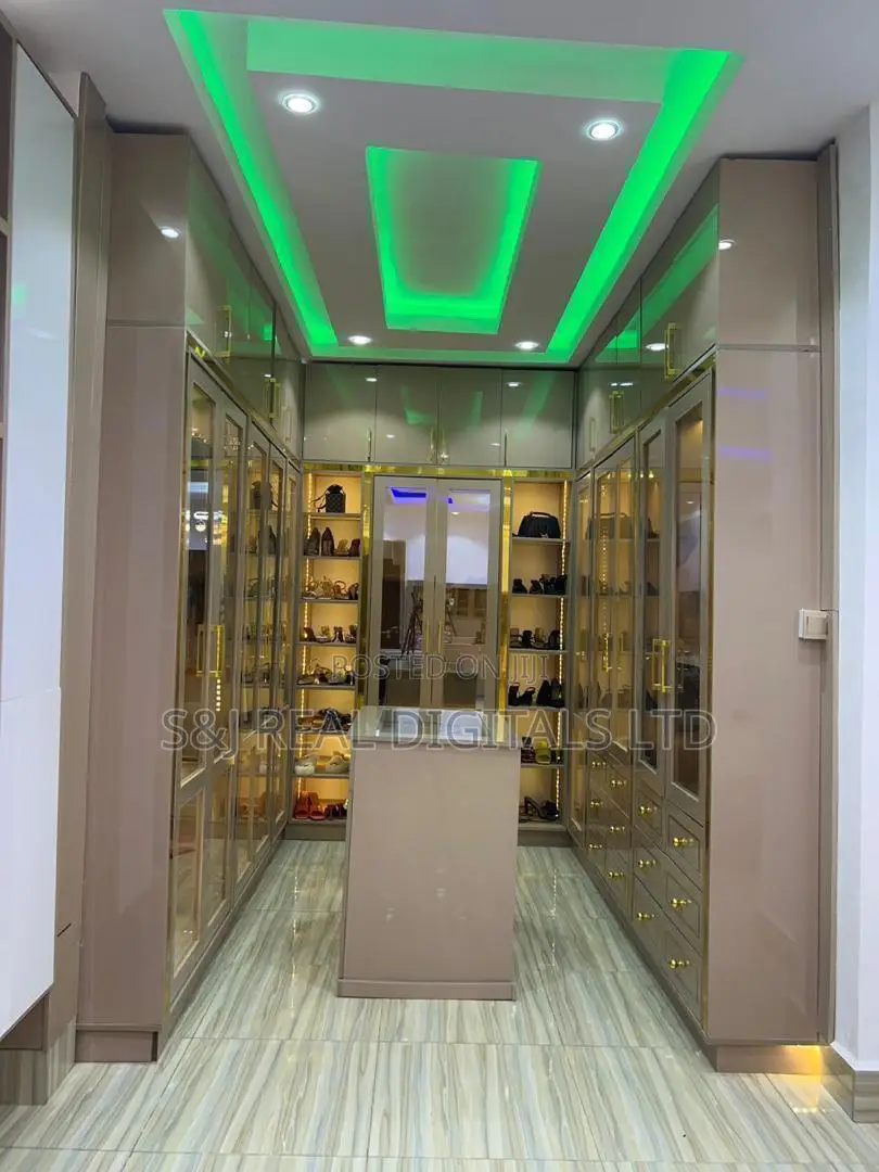 Furnished 6bdrm Duplex in Idu for sale