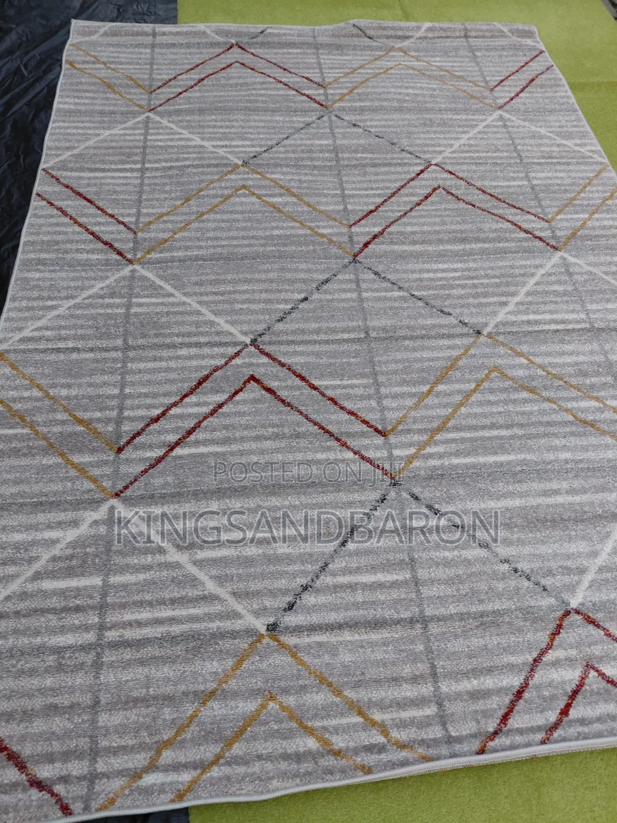 5x7fts Gray, Yellow and Red Turkish Center Rug