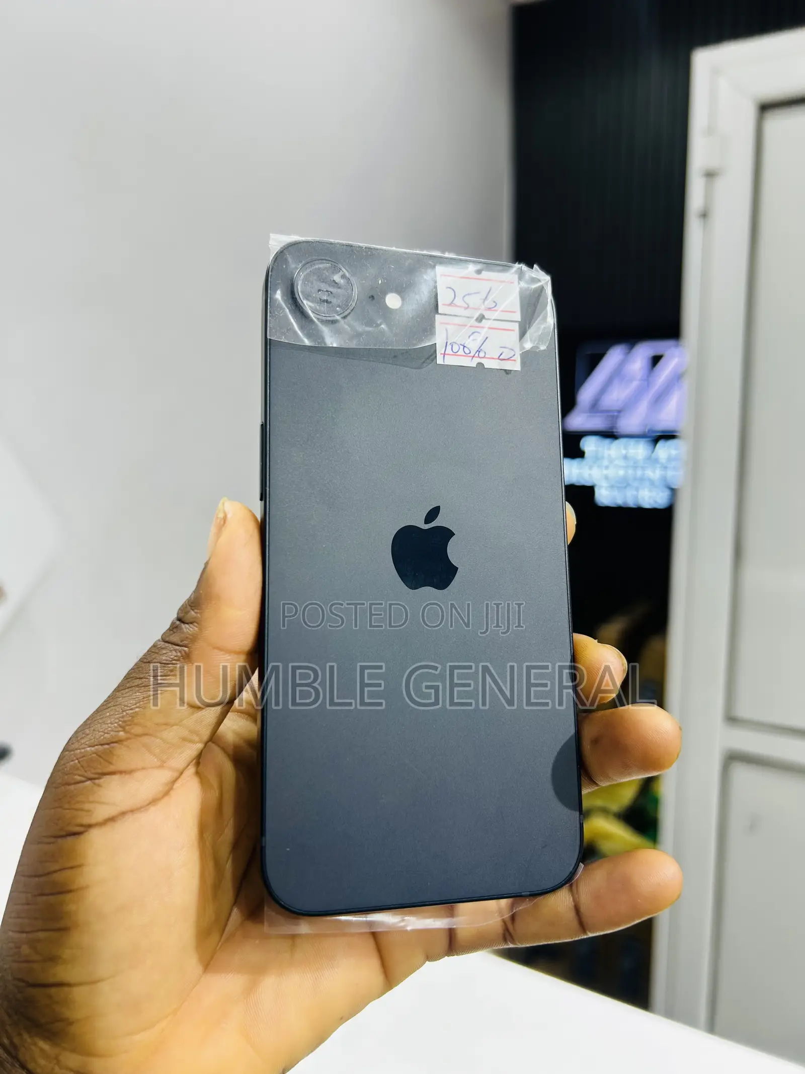 New Apple iPhone 17e 256 GB