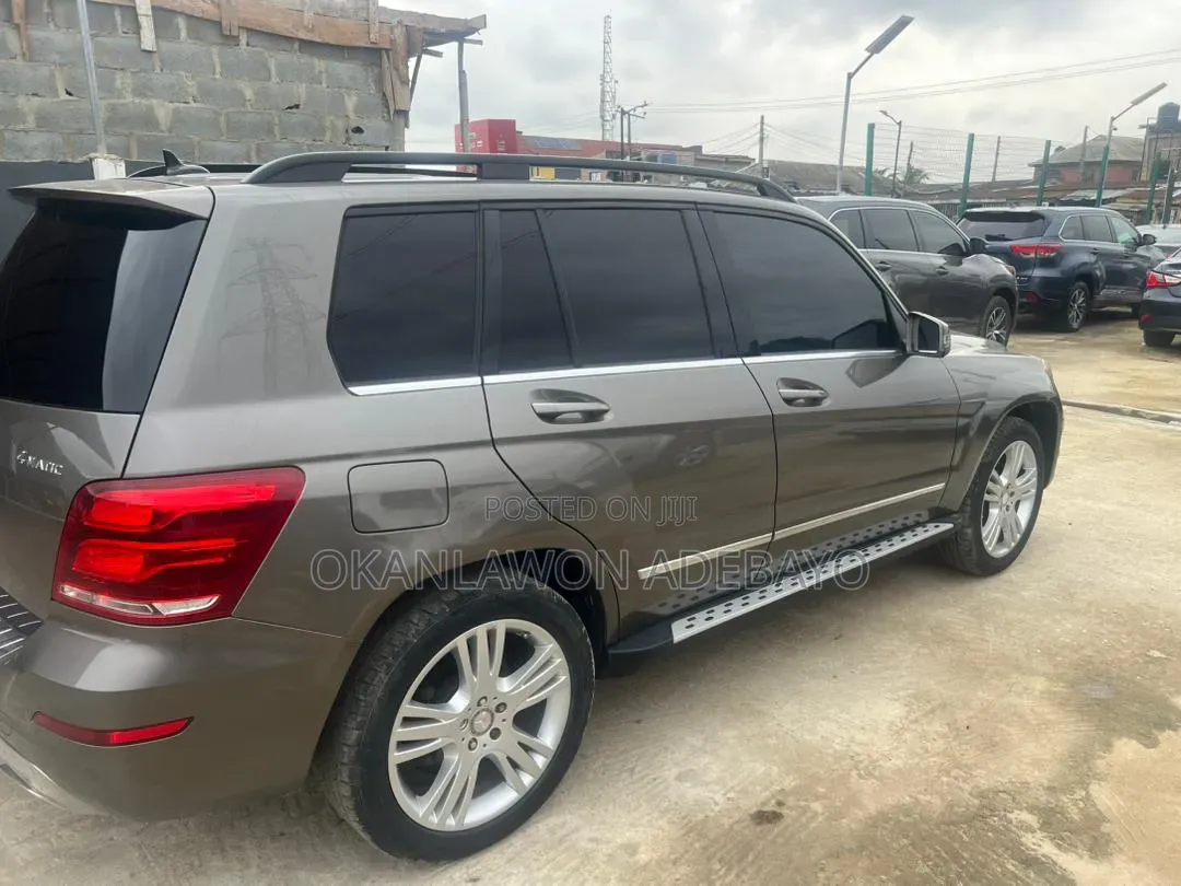 Mercedes-Benz GLK-Class 2014 Brown
