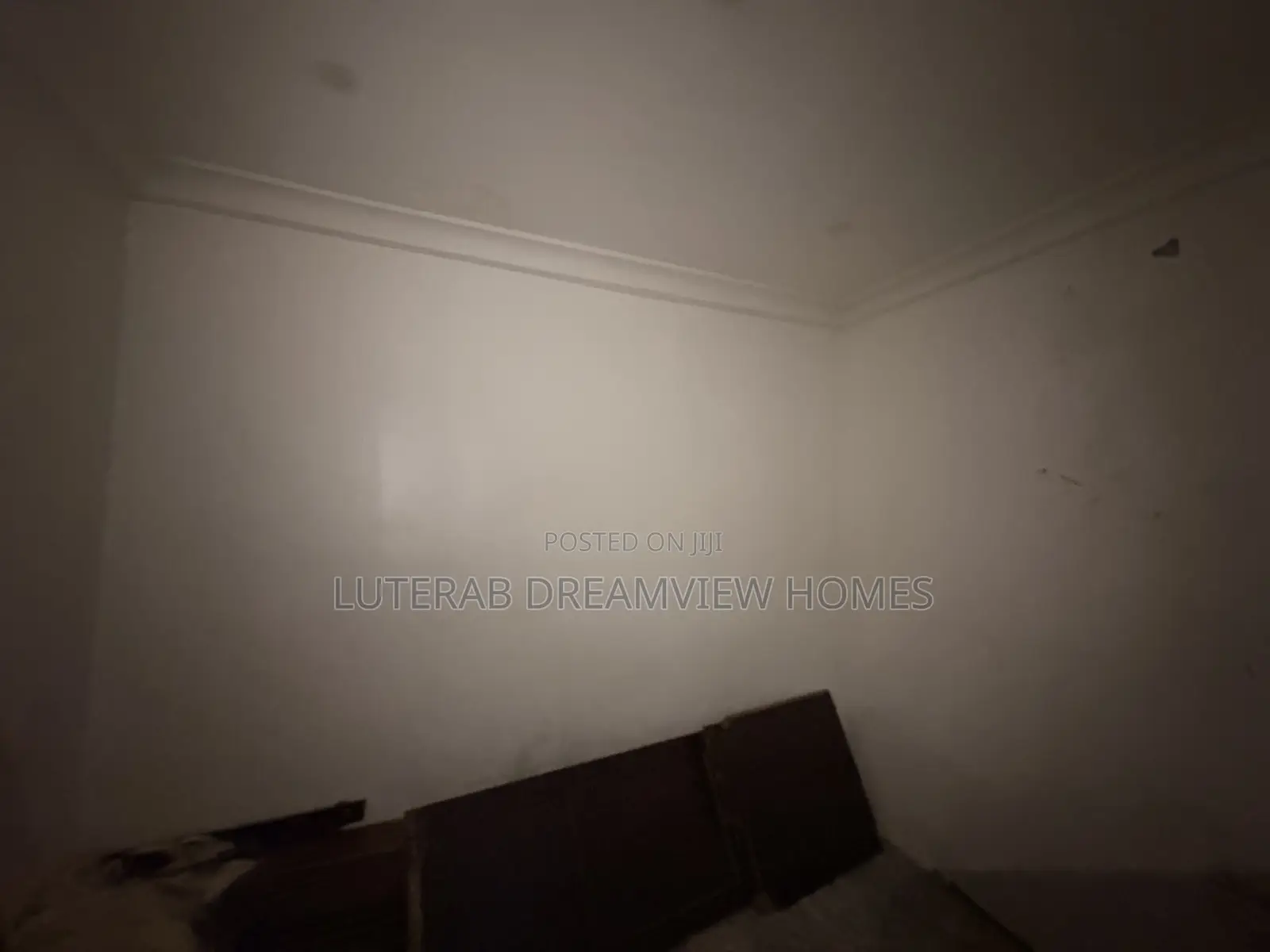 2bdrm Block of Flats in Wuse 2 for rent