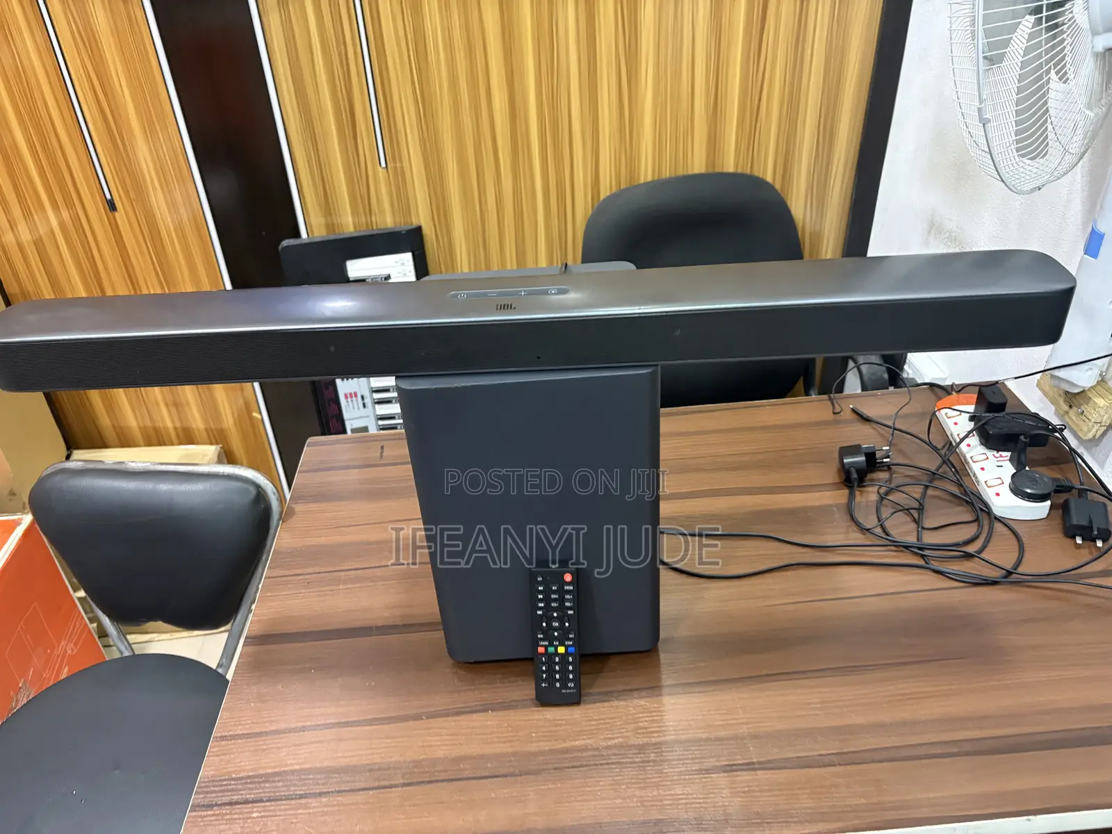 JBL 2.1 Ch Deep Bass 300watts Wireless Soundbar System