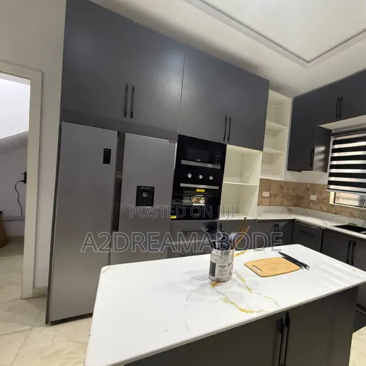 Furnished 4bdrm Apartment in Adeniyi Jones for rent