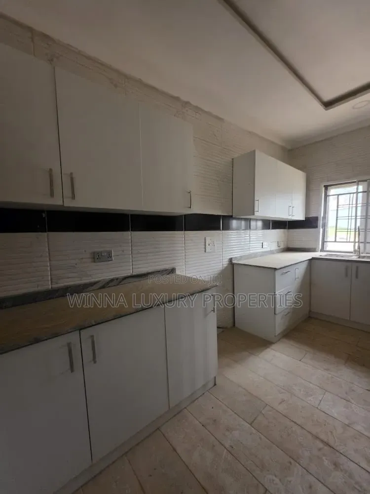 5bdrm Townhouse/Terrace in Asokoro for sale