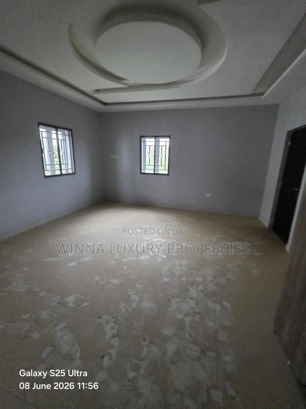 6bdrm Duplex in Manor Estate, Gaduwa for sale