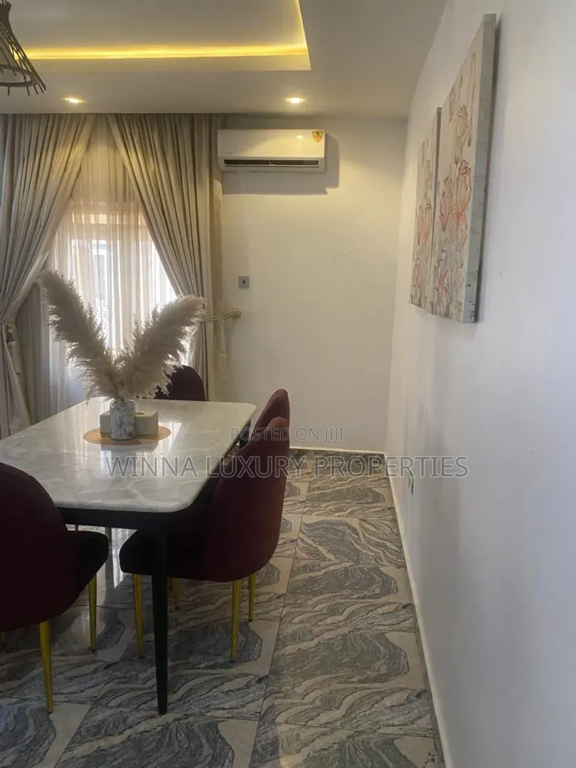 5bdrm Duplex in Gaduwa for sale