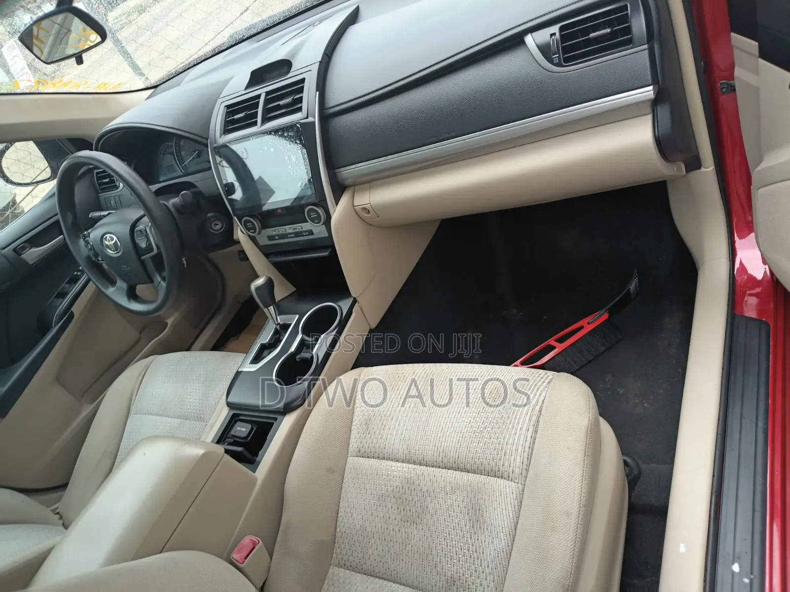 Toyota Camry LE 4dr Sedan (2.5L 4cyl 6A) 2012 Red