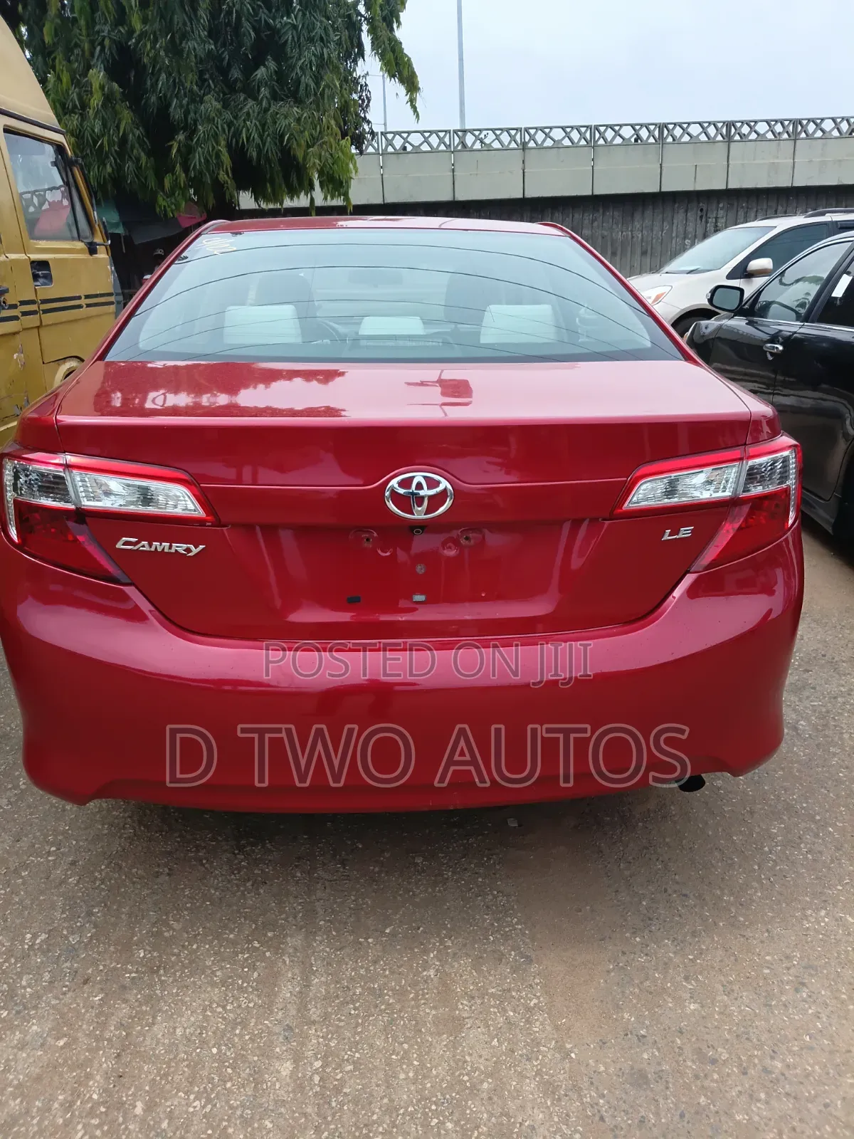 Toyota Camry LE 4dr Sedan (2.5L 4cyl 6A) 2013 Red
