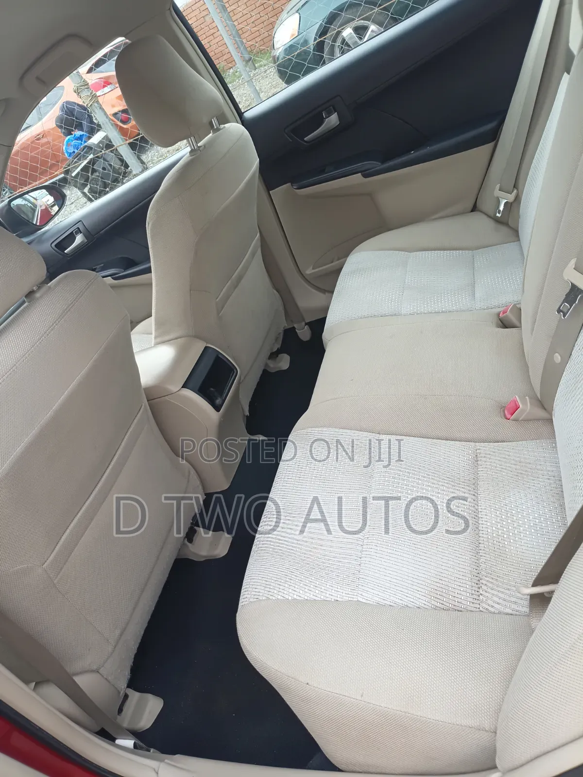 Toyota Camry LE 4dr Sedan (2.5L 4cyl 6A) 2013 Red