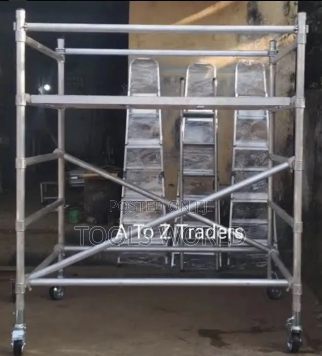 Mobile Scaffold Tower Ladder – 2m X 1m X 2m